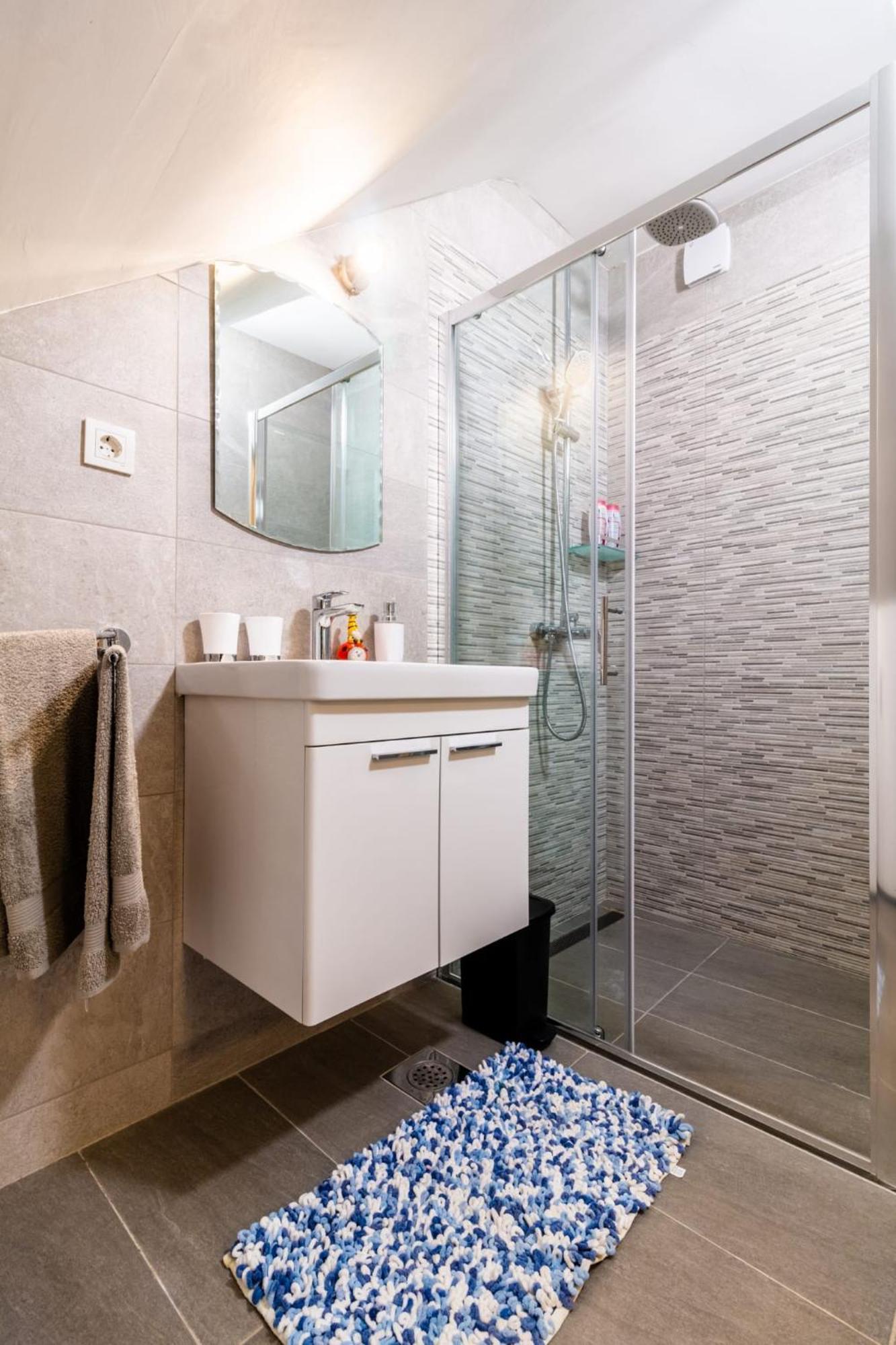 Studio Apartman Mirela Kastel Stafilic Kastela Exterior photo